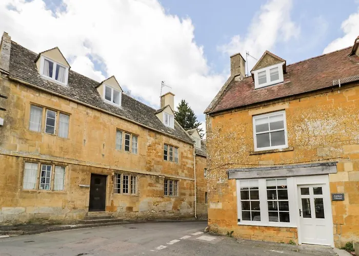Ashton House